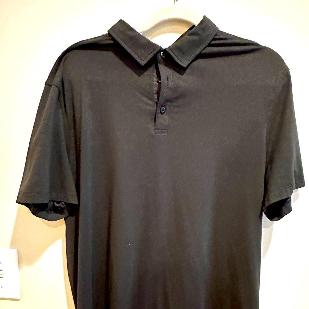 Lululemon Men's Polo Shirt barely worn in great shape. Size Large
